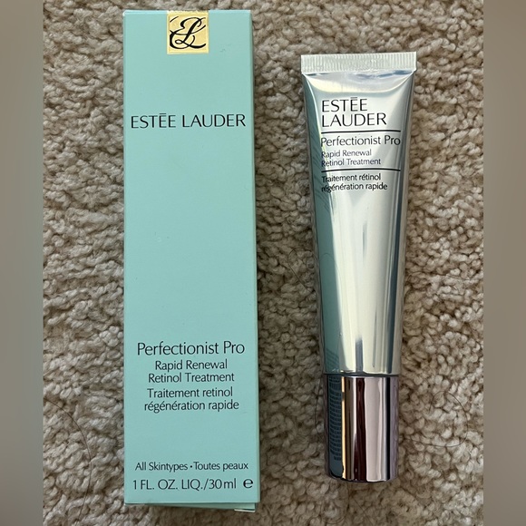 New in Box Estée Lauder Perfectionist Pro - Rapid Renewal Retinol Treatment - Picture 2 of 6
